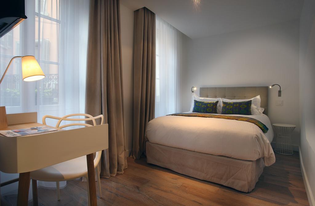 Petit Hotel Confidentiel Chambéry Zimmer foto