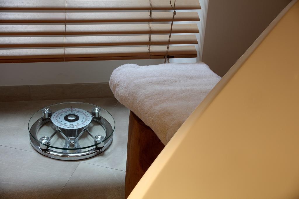 Petit Hotel Confidentiel Chambéry Zimmer foto